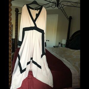 BCBGMAXAZRIA DRESS